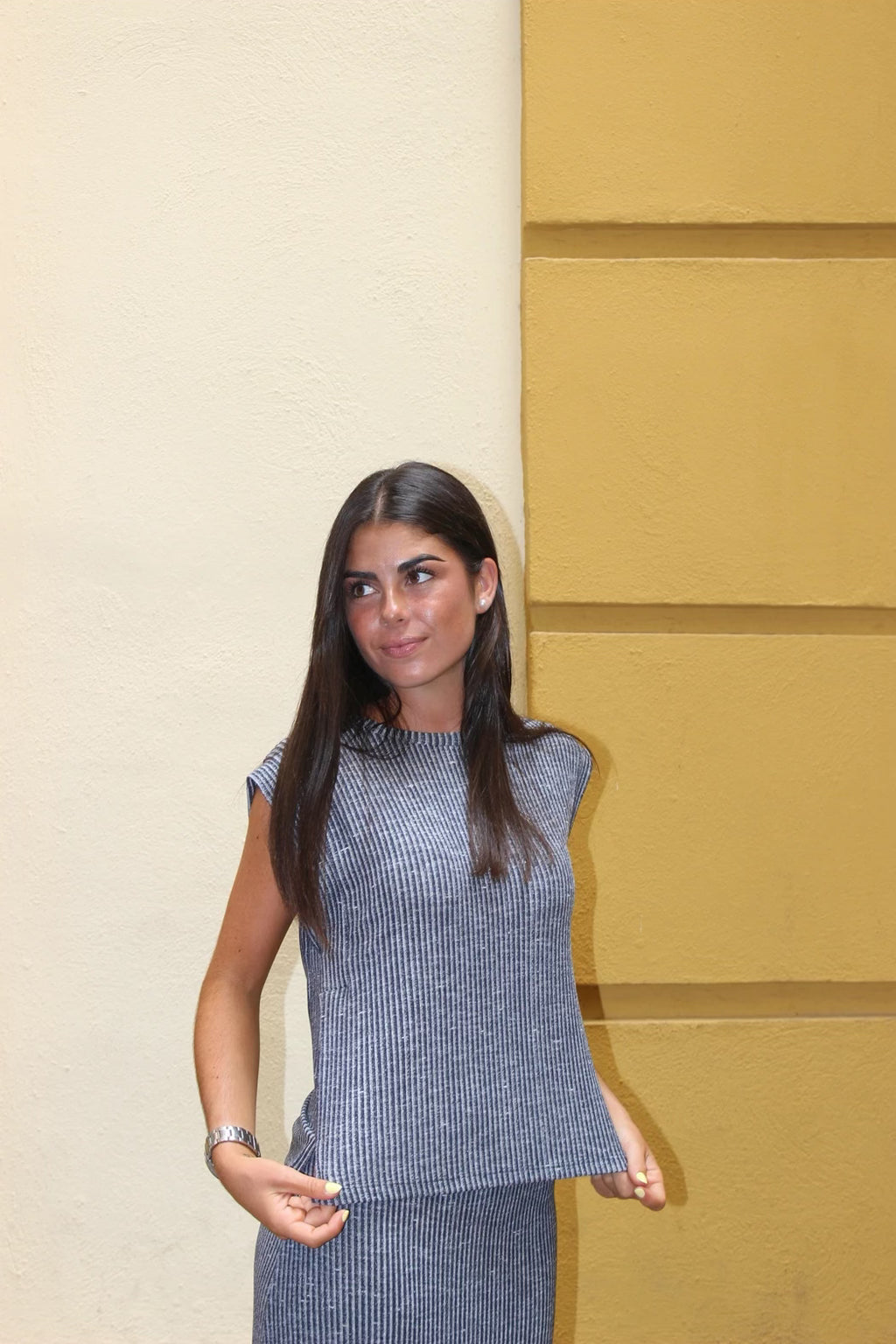 CAMISETA CANALE CON CUELLO REDONDO AZUL INDIGO