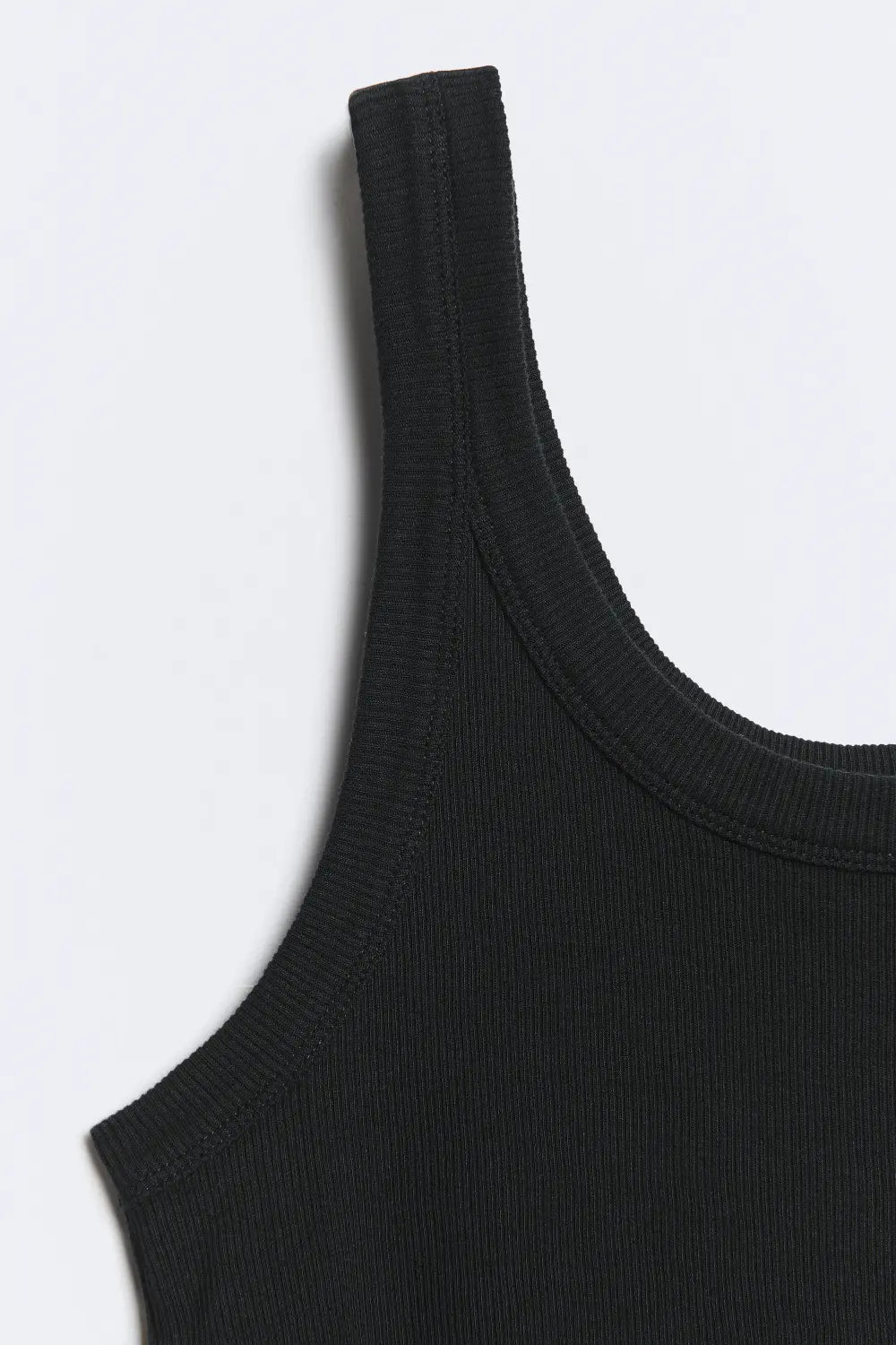 TANK TOP COLA NEGRO